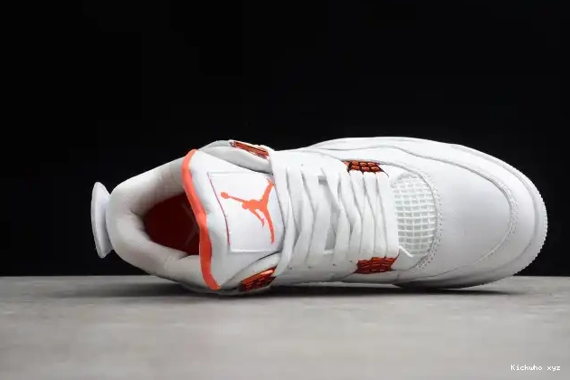 Team OrangeCT8527-118 Jordan Air 4 0514